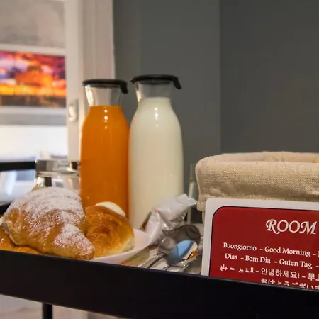 Piccolo Boutique Nocleg ze śniadaniem 4*